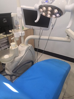 Dental Chair Unit - 28W 歯科用シャドウレスLEDインプラントライト 9球 8段階調光可能ランプ チェアユニット 歯科手術用