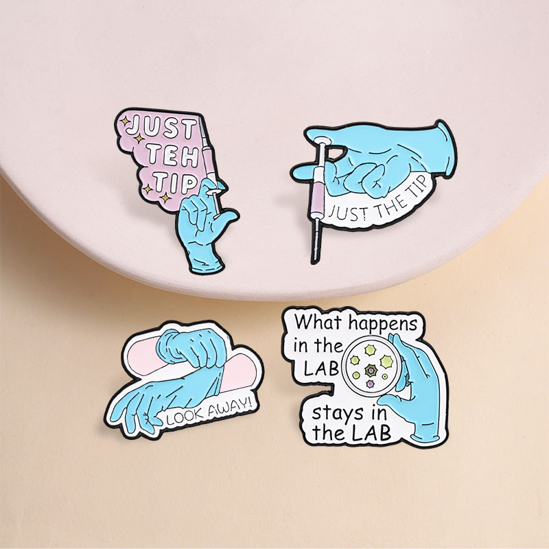 科学実験室エナメルピン、ピペットの先端だけを描いたもの、青い - Medical Lab Gifts のレビューと価格